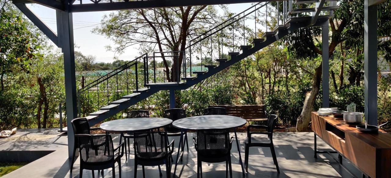 Shakuntala Farms - Rustic Farmstay With Modern Comforts Nāsik Eksteriør bilde